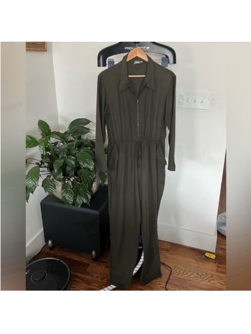 ASOS military army green Zip Front Jumpsuit/Romper Sz 6/M Collared